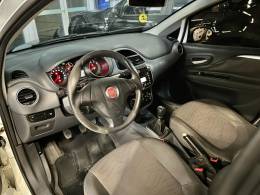 FIAT - PUNTO - 2013/2013 - Branca - R$ 45.900,00