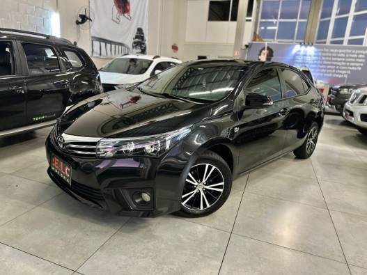 TOYOTA - COROLLA - 2015/2016 - Prata - R$ 86.900,00