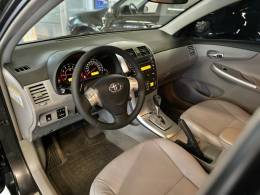TOYOTA - COROLLA - 2011/2012 - Cinza - R$ 64.900,00