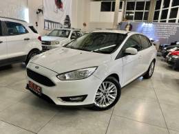 FORD - FOCUS - 2016/2016 - Branca - R$ 59.900,00