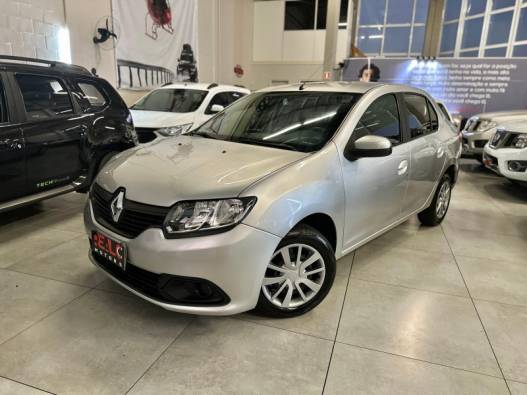 RENAULT - LOGAN - 2015/2016 - Prata - R$ 39.900,00