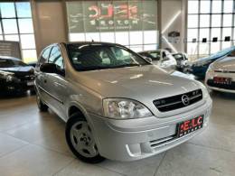 CHEVROLET - CORSA - 2005/2005 - Prata - R$ 25.900,00