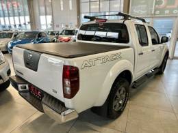 NISSAN - FRONTIER - 2014/2015 - Branca - R$ 112.990,00