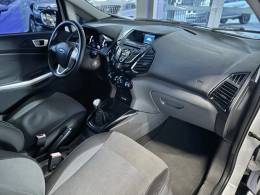 FORD - ECOSPORT - 2015/2015 - Branca - R$ 58.900,00