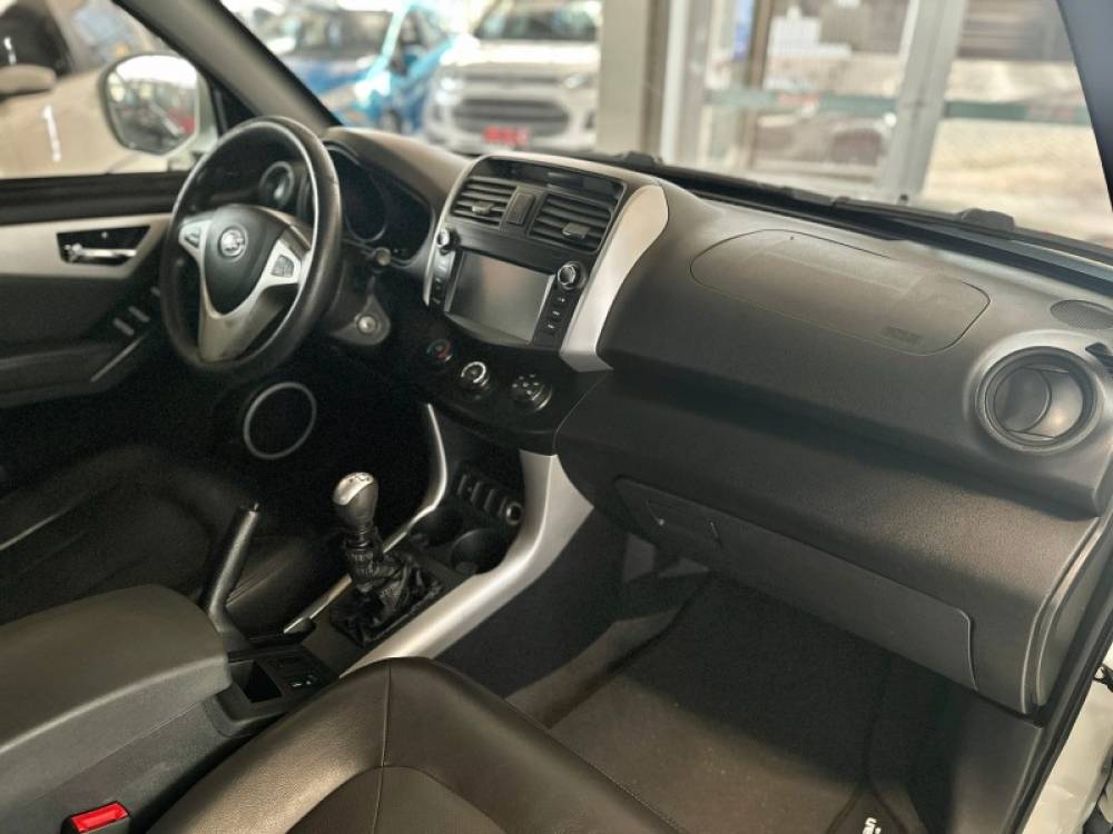 LIFAN - X60 - 2015/2016 - Branca - R$ 42.900,00