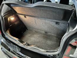 VOLKSWAGEN - UP - 2017/2018 - Preta - R$ 64.900,00