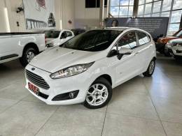 FORD - FIESTA - 2014/2015 - Branca - R$ 44.900,00