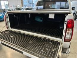 NISSAN - FRONTIER - 2014/2015 - Branca - R$ 112.990,00