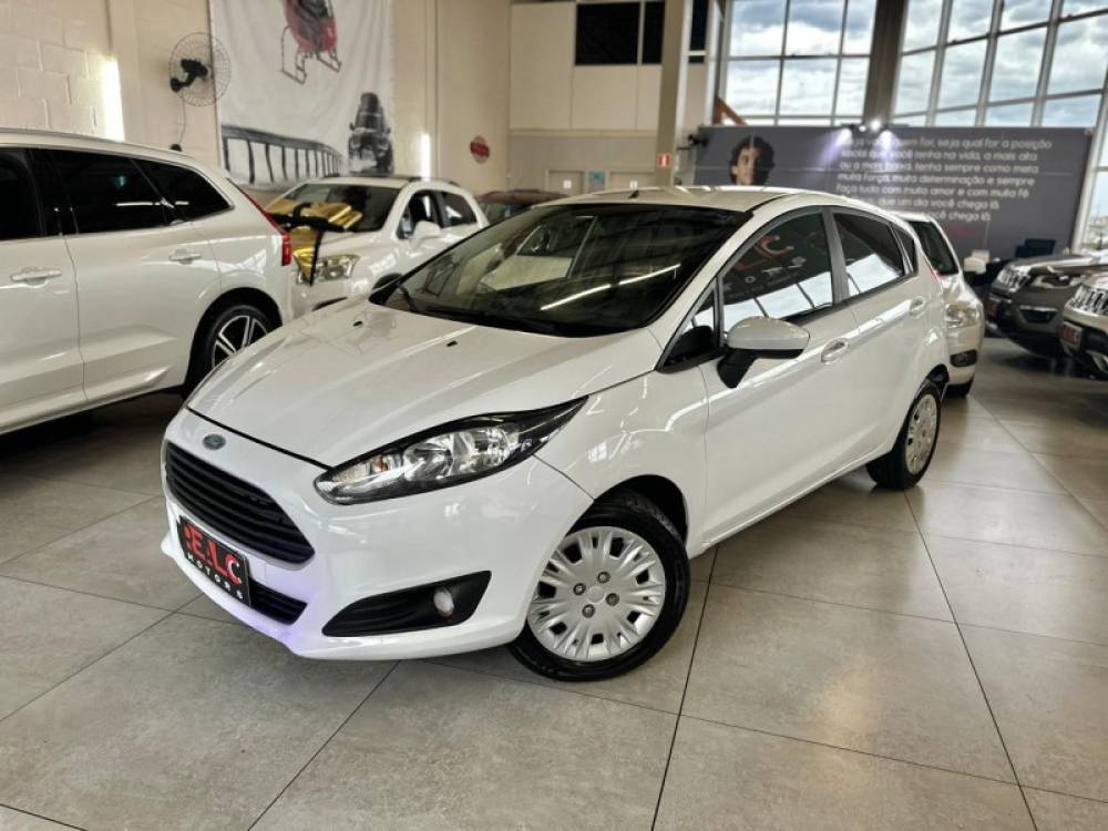 FORD - FIESTA - 2013/2014 - Branca - R$ 43.900,00