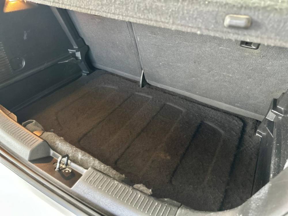 CHEVROLET - SONIC - 2013/2014 - Branca - R$ 43.900,00