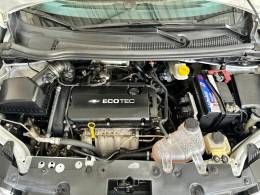 CHEVROLET - SONIC - 2013/2014 - Branca - R$ 42.900,00