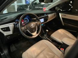 TOYOTA - COROLLA - 2015/2016 - Prata - R$ 86.900,00