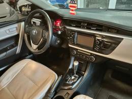 TOYOTA - COROLLA - 2015/2016 - Prata - R$ 86.900,00