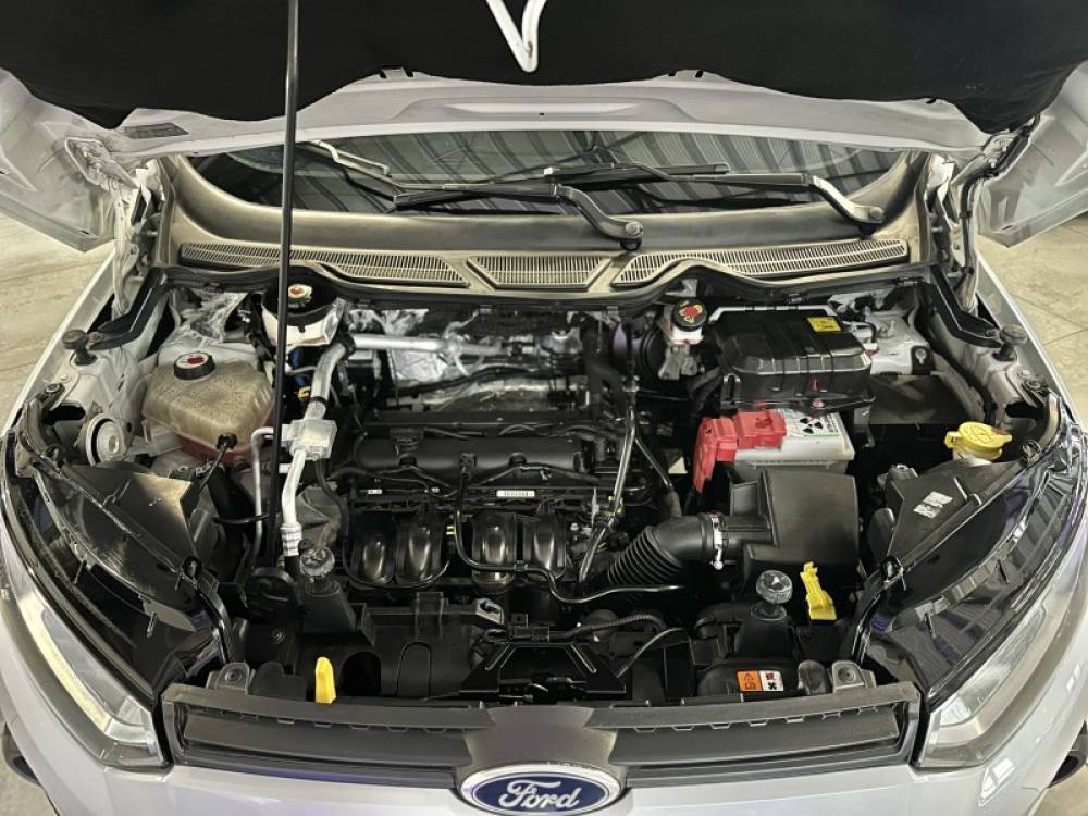 FORD - ECOSPORT - 2015/2015 - Branca - R$ 58.900,00