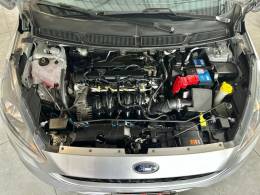 FORD - KA - 2015/2016 - Prata - R$ 42.900,00