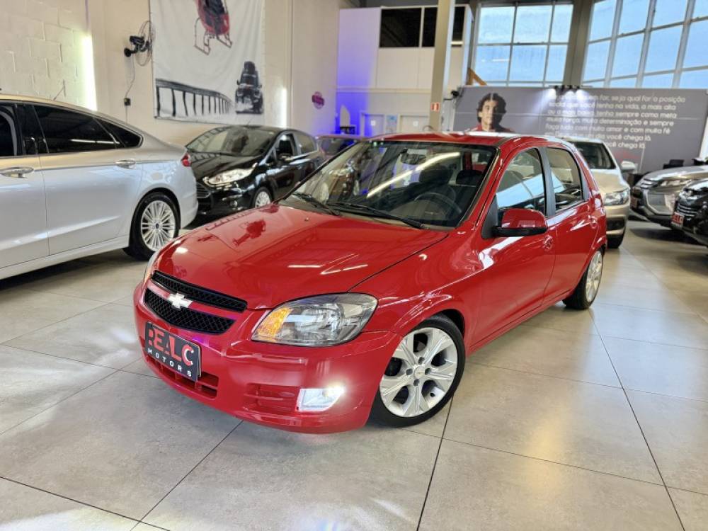 CHEVROLET - CELTA - 2012/2013 - Vermelha - R$ 35.900,00
