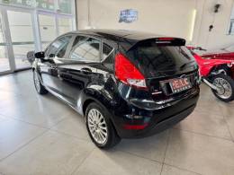 FORD - FIESTA - 2014/2014 - Preta - R$ 48.900,00