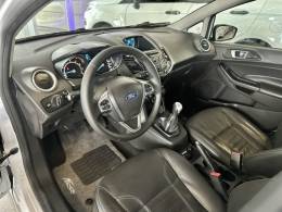 FORD - FIESTA - 2014/2014 - Branca - R$ 49.900,00
