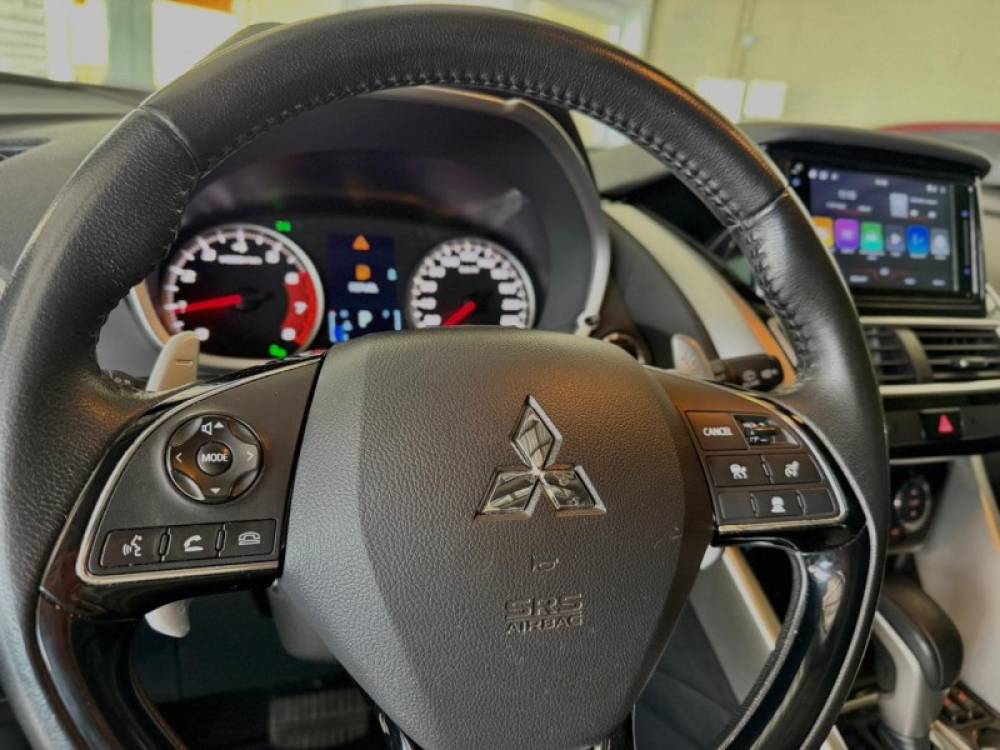 MITSUBISHI - ECLIPSE CROSS - 2019/2020 - Cinza - R$ 117.900,00