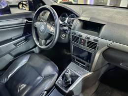 CHEVROLET - VECTRA - 2008/2009 - Vermelha - R$ 38.900,00