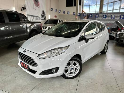 FORD - FIESTA - 2015/2015 - Branca - R$ 44.900,00