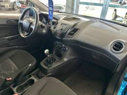 FORD - FIESTA - 2013/2014 - Azul - R$ 44.900,00
