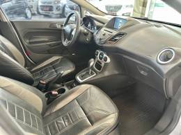 FORD - FIESTA - 2014/2015 - Branca - R$ 44.900,00