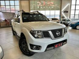 NISSAN - FRONTIER - 2014/2015 - Branca - R$ 112.990,00