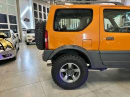 SUZUKI - JIMNY - 2014/2014 - Laranja - R$ 72.900,00