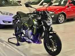 KAWASAKI - Z650 - 2017/2018 - Preta - R$ 32.900,00