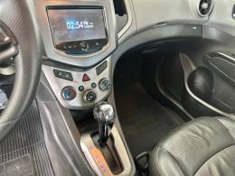 CHEVROLET - SONIC - 2013/2014 - Branca - R$ 43.900,00