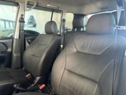 MITSUBISHI - PAJERO TR4 - 2010/2010 - Prata - R$ 58.900,00