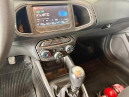 CHEVROLET - ONIX - 2014/2014 - Prata - R$ 46.900,00