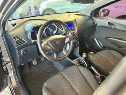 HYUNDAI - HB20 - 2016/2016 - Marrom - R$ 47.900,00