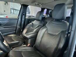 JEEP - RENEGADE - 2015/2016 - Preta - R$ 69.900,00