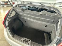 FORD - FIESTA - 2014/2015 - Branca - R$ 44.900,00