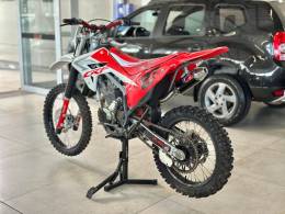 HONDA - CRF 250F - 2021/2022 - Vermelha - R$ 24.900,00