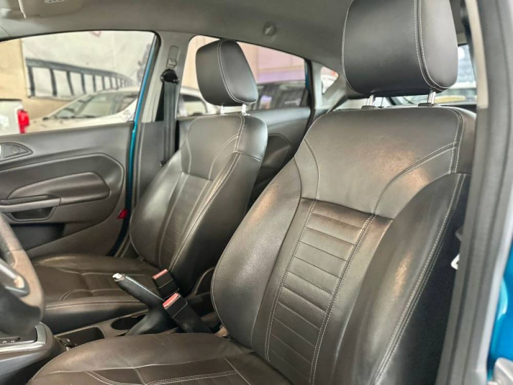 FORD - FIESTA - 2014/2014 - Azul - R$ 48.900,00