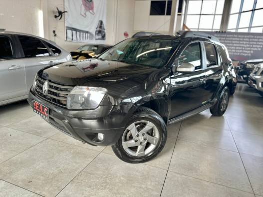 RENAULT - DUSTER - 2014/2015 - Preta - R$ 58.900,00