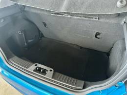 FORD - FIESTA - 2013/2014 - Azul - R$ 42.900,00