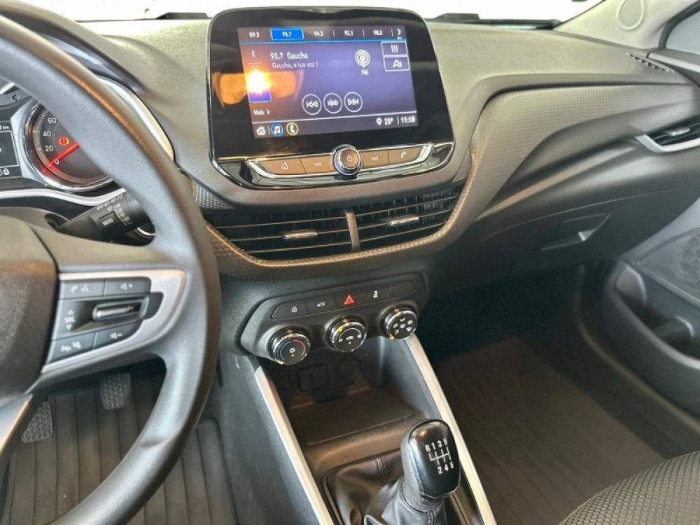 CHEVROLET - ONIX - 2022/2023 - Vinho - R$ 75.900,00