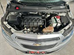 CHEVROLET - ONIX - 2014/2015 - Prata - R$ 48.900,00
