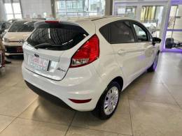 FORD - FIESTA - 2013/2014 - Branca - R$ 43.900,00