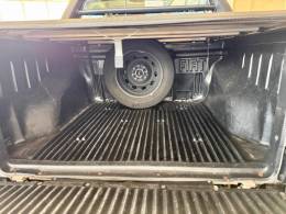 FIAT - STRADA - 2011/2012 - Prata - R$ 52.900,00