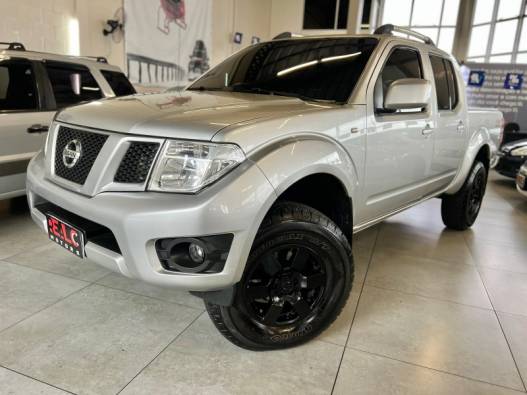 NISSAN - FRONTIER - 2014/2015 - Prata - R$ 102.900,00