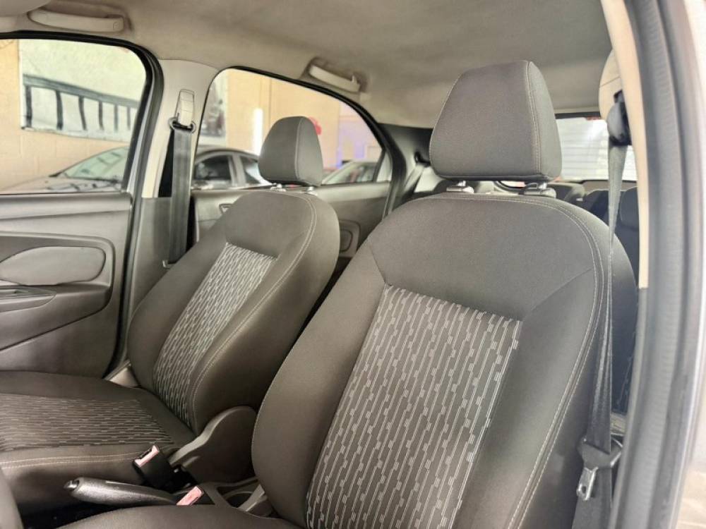 FORD - KA - 2017/2018 - Prata - R$ 44.900,00