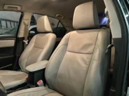 TOYOTA - COROLLA - 2015/2016 - Prata - R$ 86.900,00