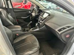FORD - FOCUS - 2014/2014 - Branca - R$ 57.900,00