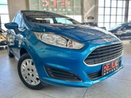 FORD - FIESTA - 2013/2014 - Azul - R$ 44.900,00