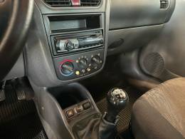 CHEVROLET - CORSA - 2005/2005 - Prata - R$ 25.900,00